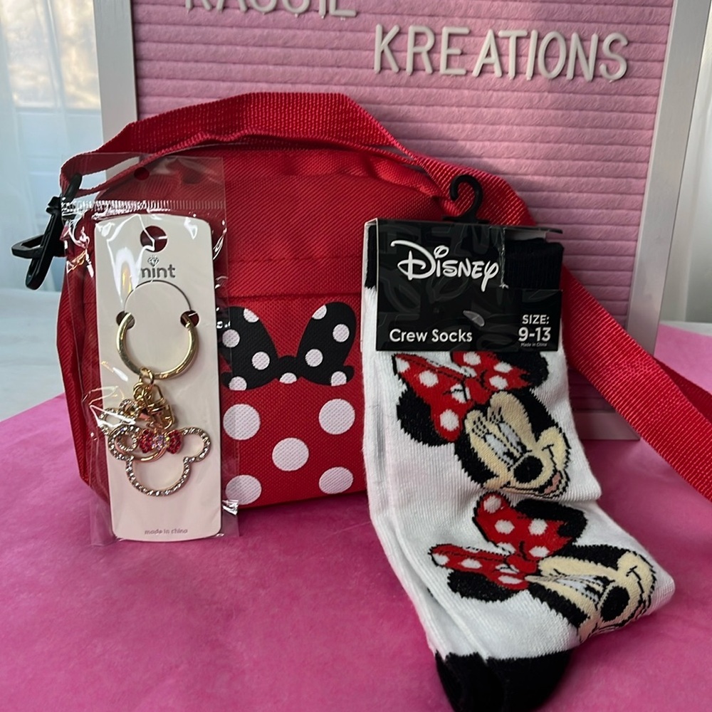 Minnie Mouse Crossbody Bundle
